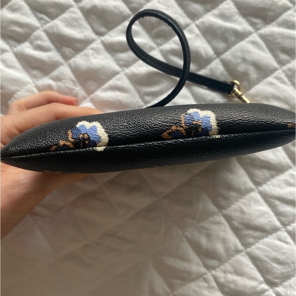 Coach Floral Wristlet - Picture 6 of 6